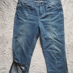 Tribal DeNIME zip leg capri crop Jeans Size 6 / 28